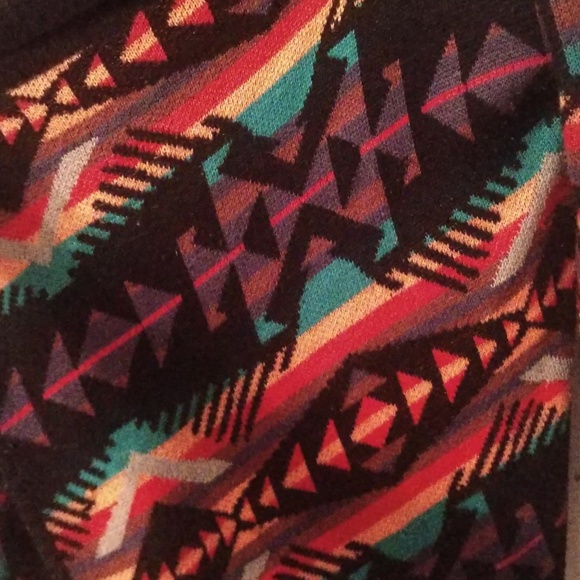 Shawl - Picture 2 of 3